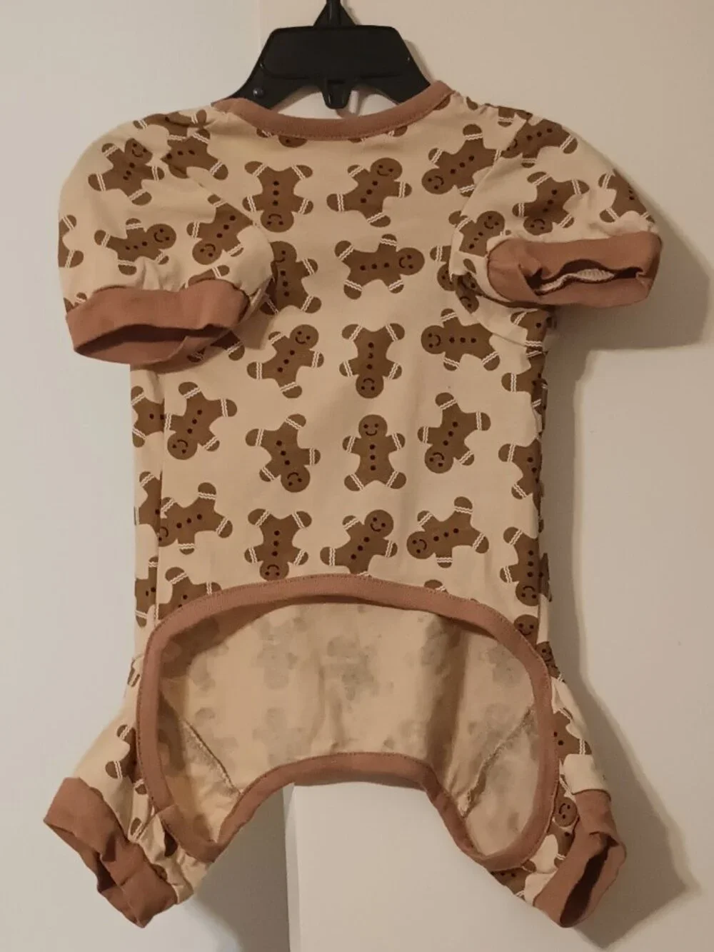 NWOT ~ Vibrant Life Gingerbread Man Pet Pajamas, Small - Beige